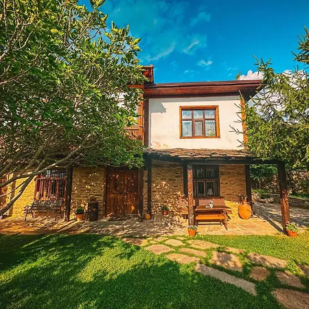 кътче Casa de Férias *